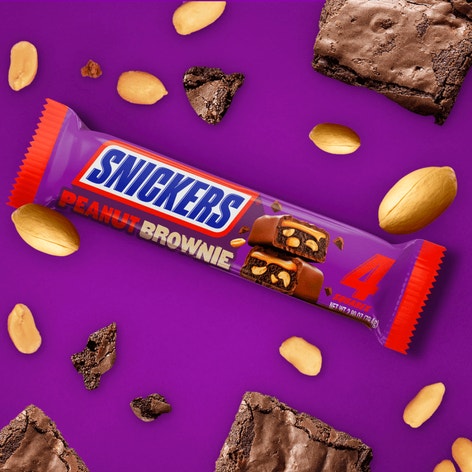 SNICKERS Peanut Brownie Squares Share Size Chocolate Candy Bar, 2.4 oz