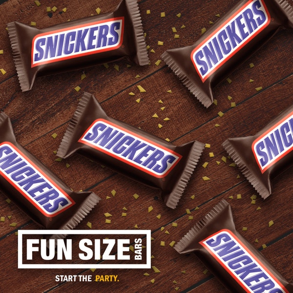SNICKERS, Milk Chocolate Fun Size Bars, 3.4 oz (6 Count) SNICKERS®