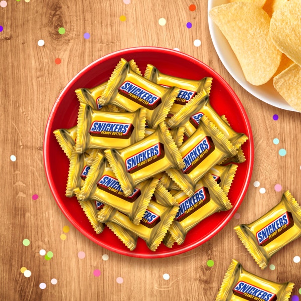 SNICKERS Crunchy Peanut Butter Chocolate Squares Fun Size Bag, 11.5 oz