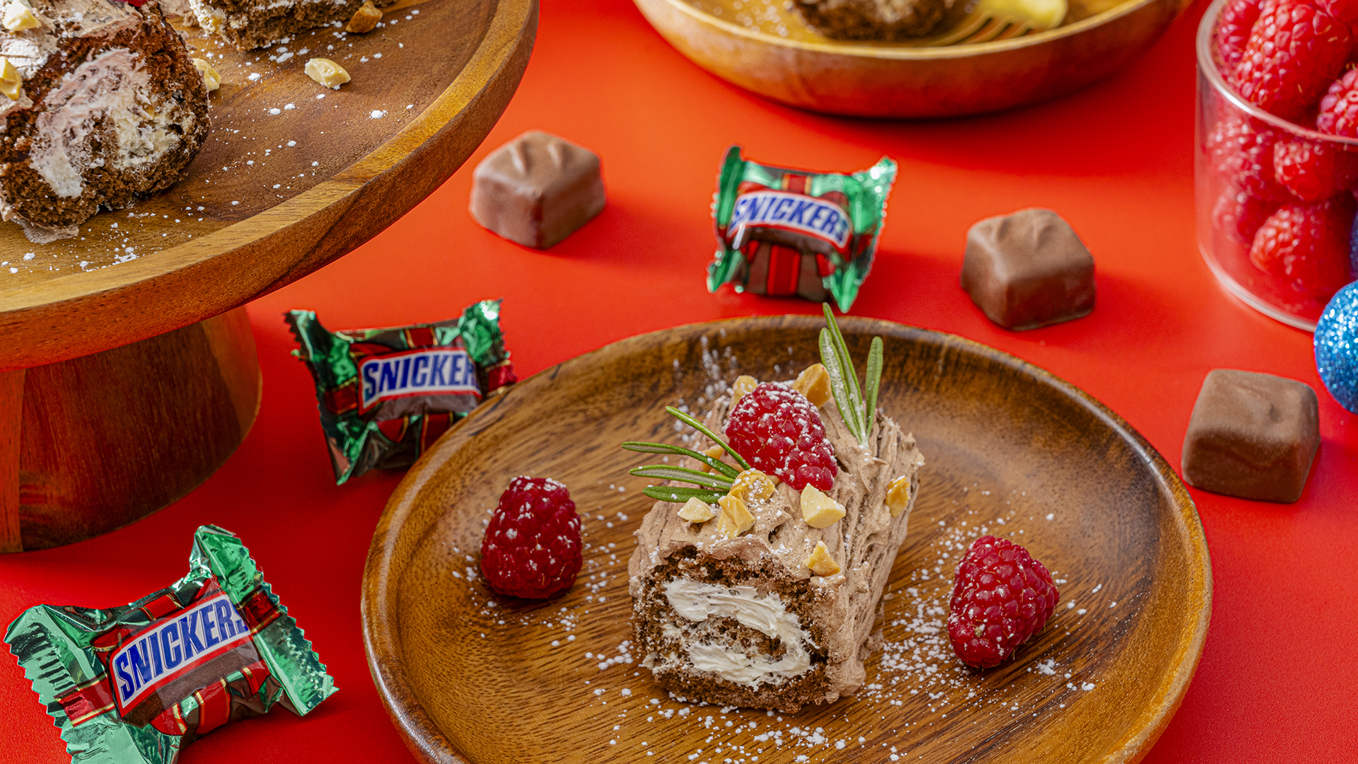 Mini SNICKERS Yule Logs