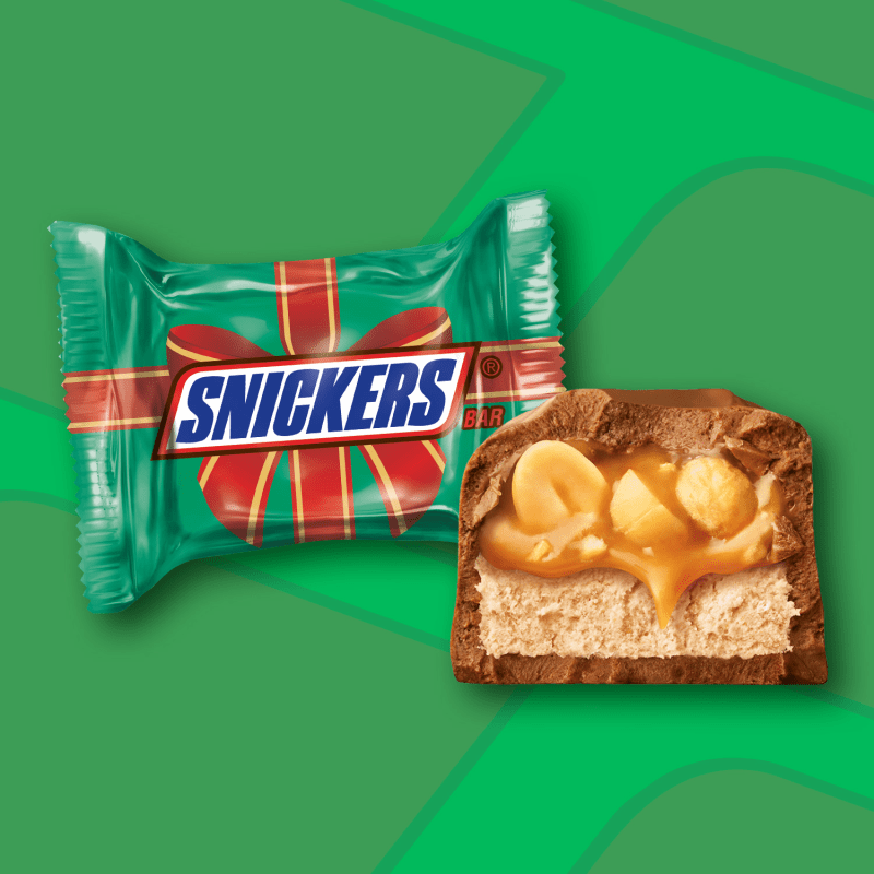 SNICKERS Minis Milk Chocolate Christmas Candy Bars, 10.48 Oz Bag