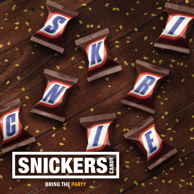 SNICKERS Minis Size Chocolate Candy Bars Bag, 40 oz